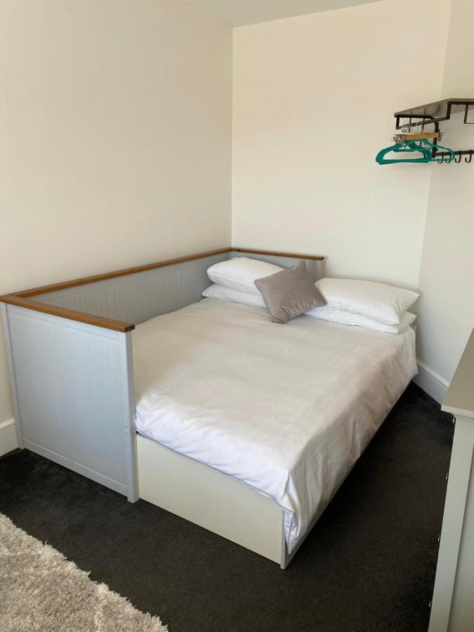 Burgess Yard 2-Bedroom Cottage, Bath Buitenkant foto