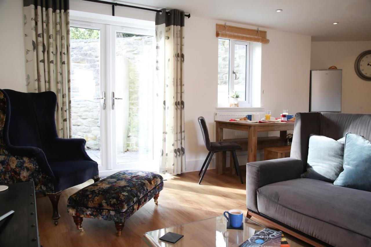 Burgess Yard 2-Bedroom Cottage, Bath Buitenkant foto
